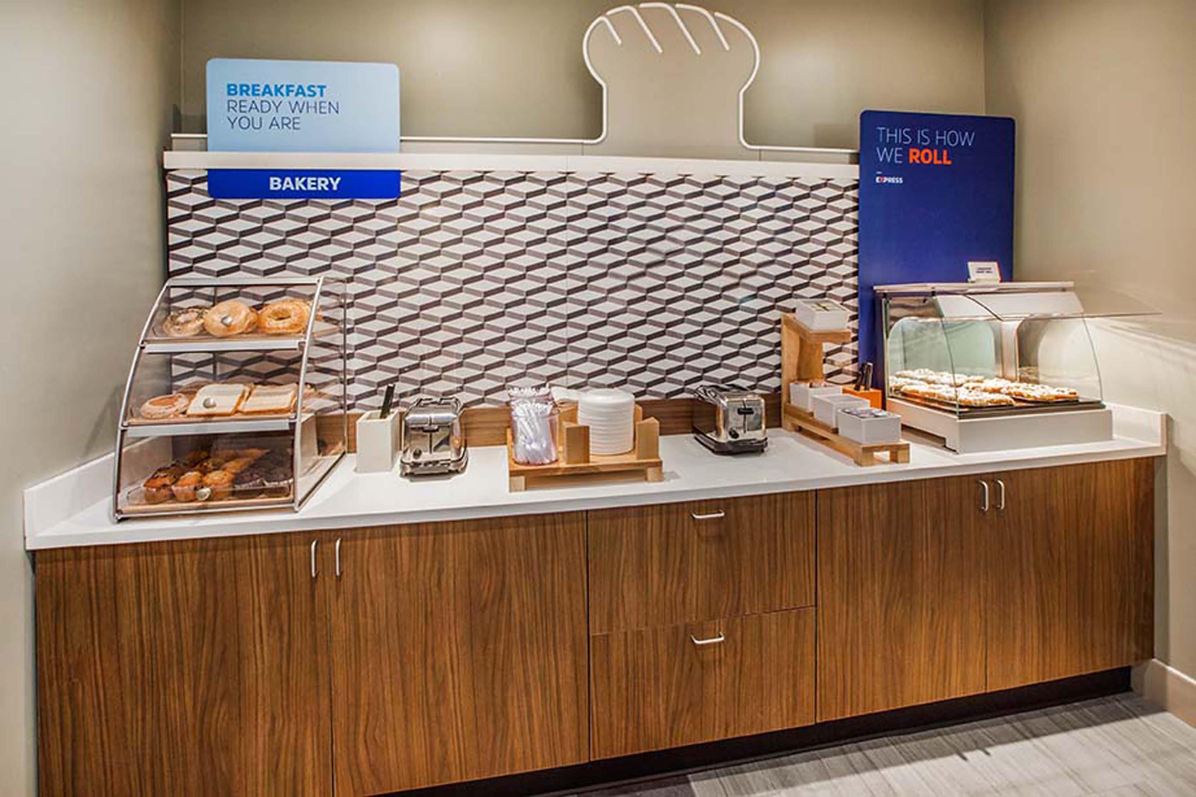 Holiday Inn Express Union City San Jose By Ihg Exterior foto